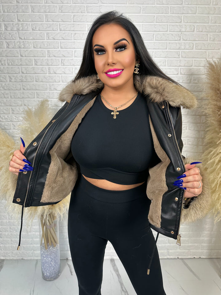 Kurtka GLAM HIDE - ocieplona kożuszkiem, rękawy i kołnierz z futerkiem