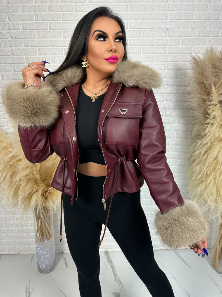 Kurtka GLAM HIDE - ocieplona kożuszkiem, rękawy i kołnierz z futerkiem