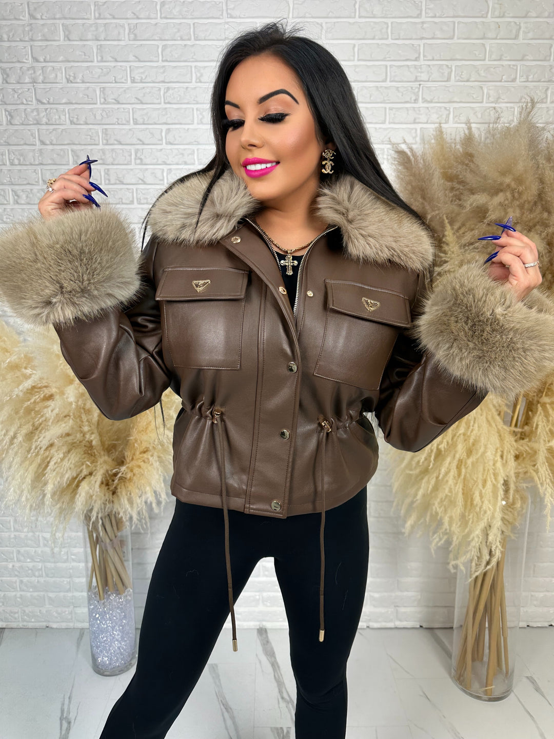 Kurtka GLAM HIDE - ocieplona kożuszkiem, rękawy i kołnierz z futerkiem