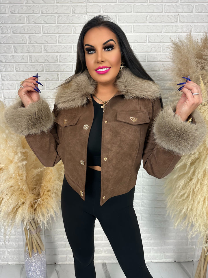 Kurtka zamszowa VELVET - ocieplana w środku, kołnierz i rękawy z futerkiem