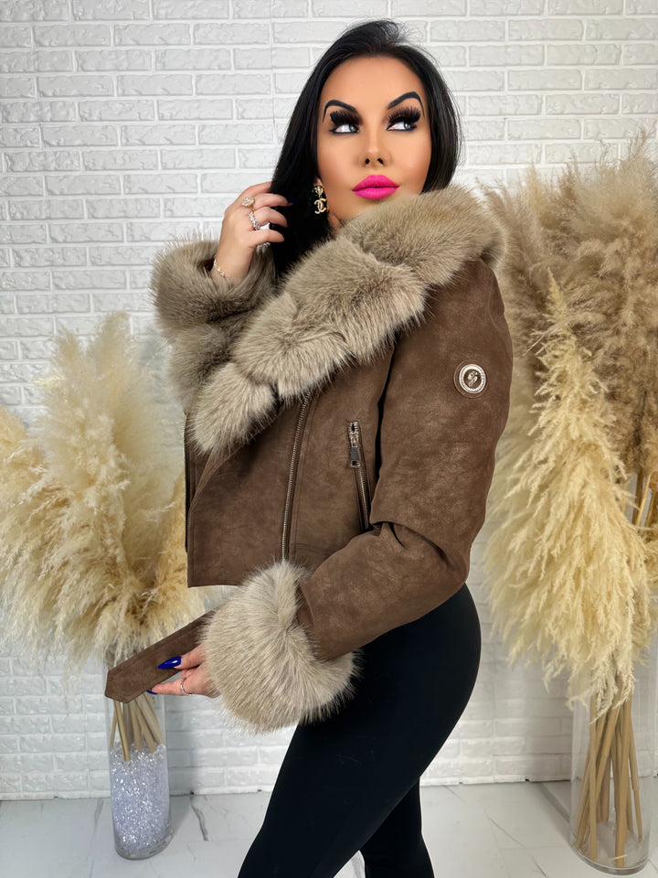 Kurtka jesienno-zimowa LUNA FUR - ocieplana w środku kożuszkiem z futerkiem