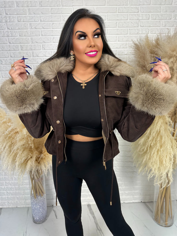 Kurtka jesienno-zimowa ROYAL - zamszowa, ocieplana z futerkiem