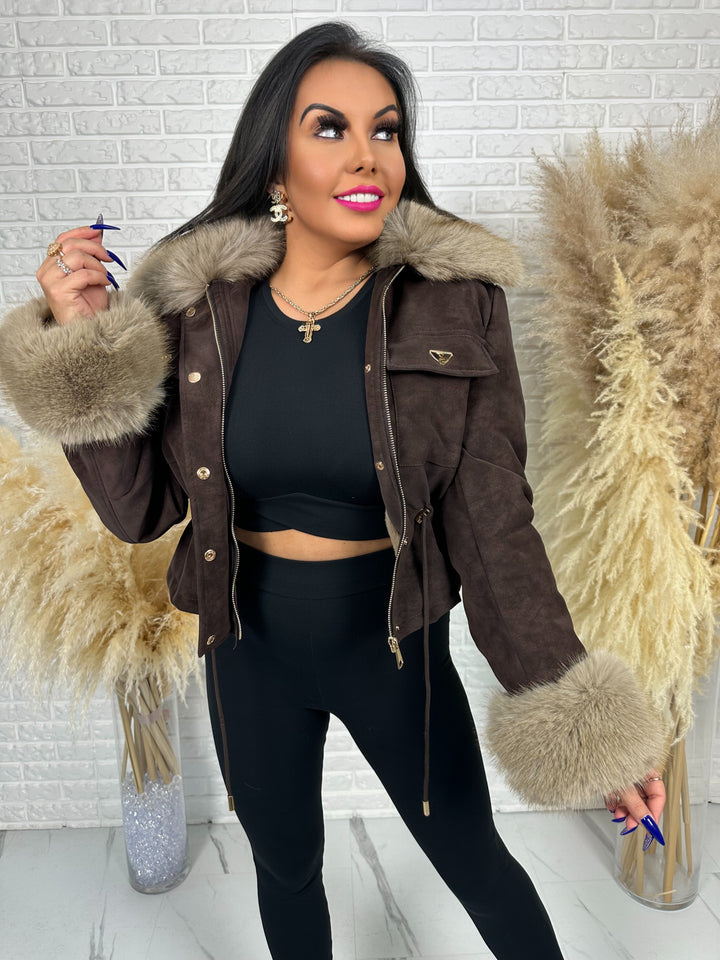 Kurtka jesienno-zimowa ROYAL - zamszowa, ocieplana z futerkiem