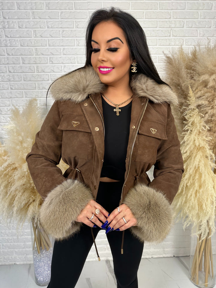 Kurtka jesienno-zimowa ROYAL - zamszowa, ocieplana z futerkiem