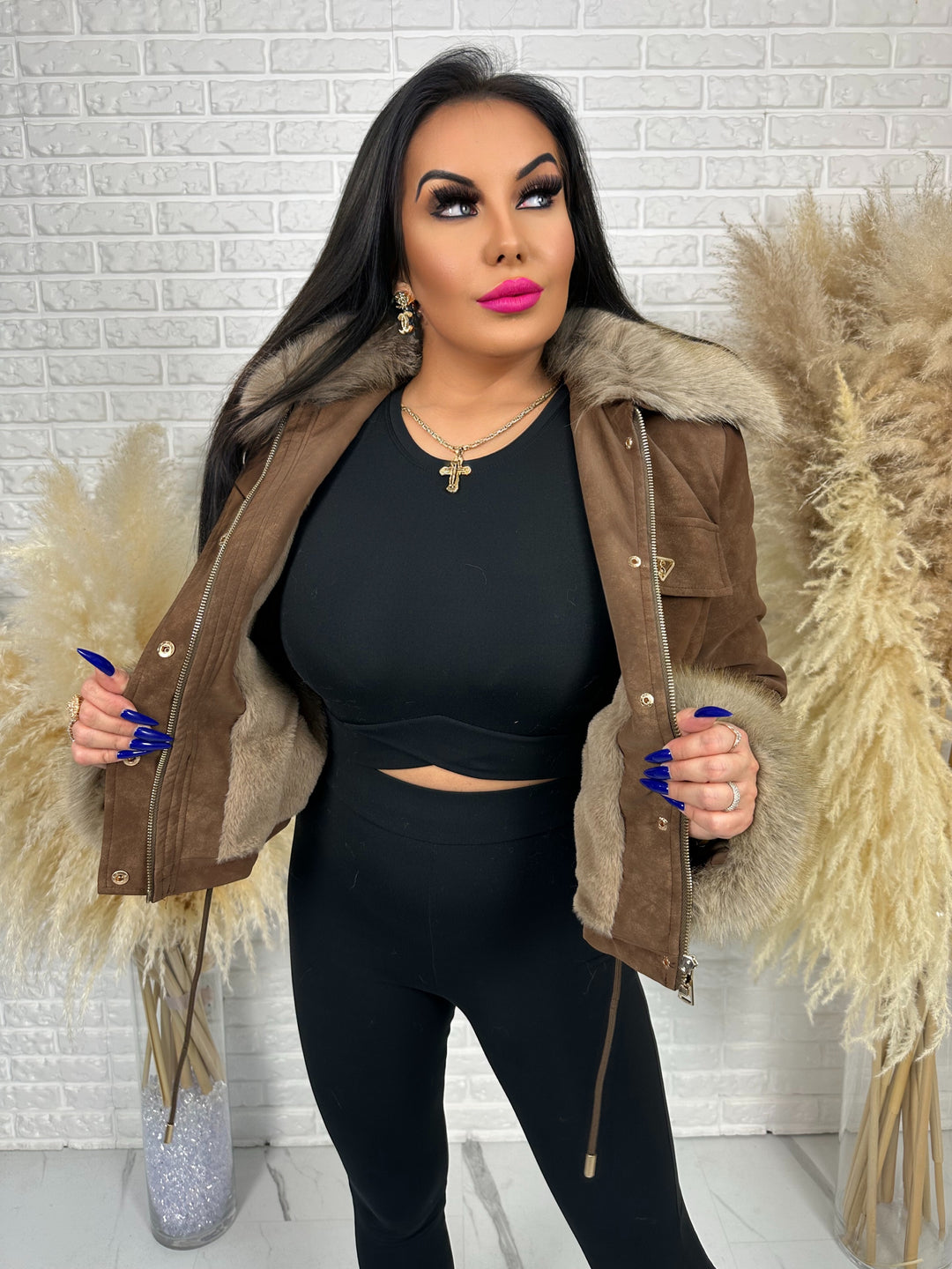 Kurtka jesienno-zimowa ROYAL - zamszowa, ocieplana z futerkiem