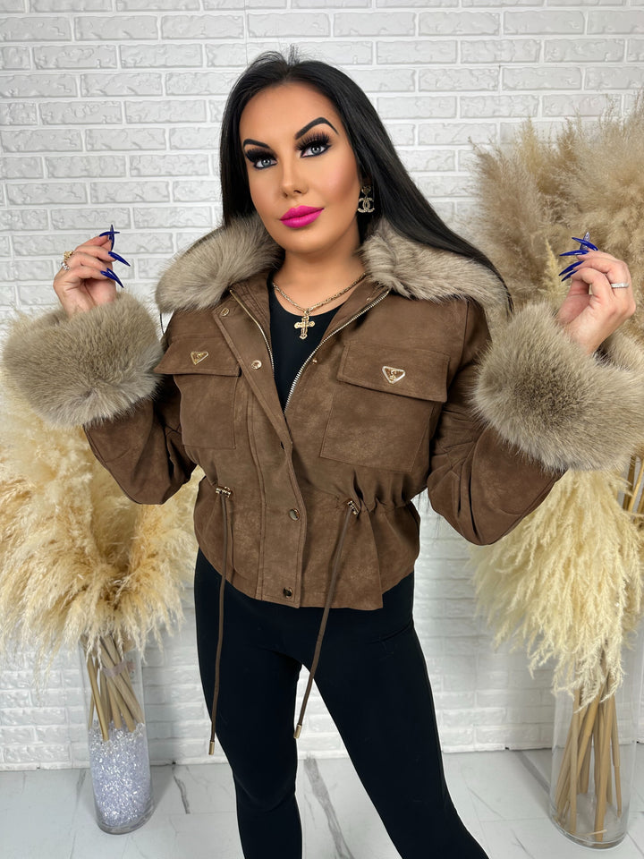 Kurtka jesienno-zimowa ROYAL - zamszowa, ocieplana z futerkiem