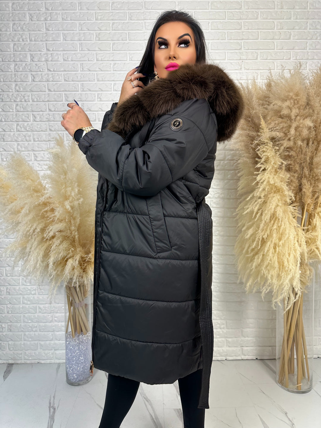 Kurtka zimowa AMBER - długa kurtka z futerkiem przy kapturze