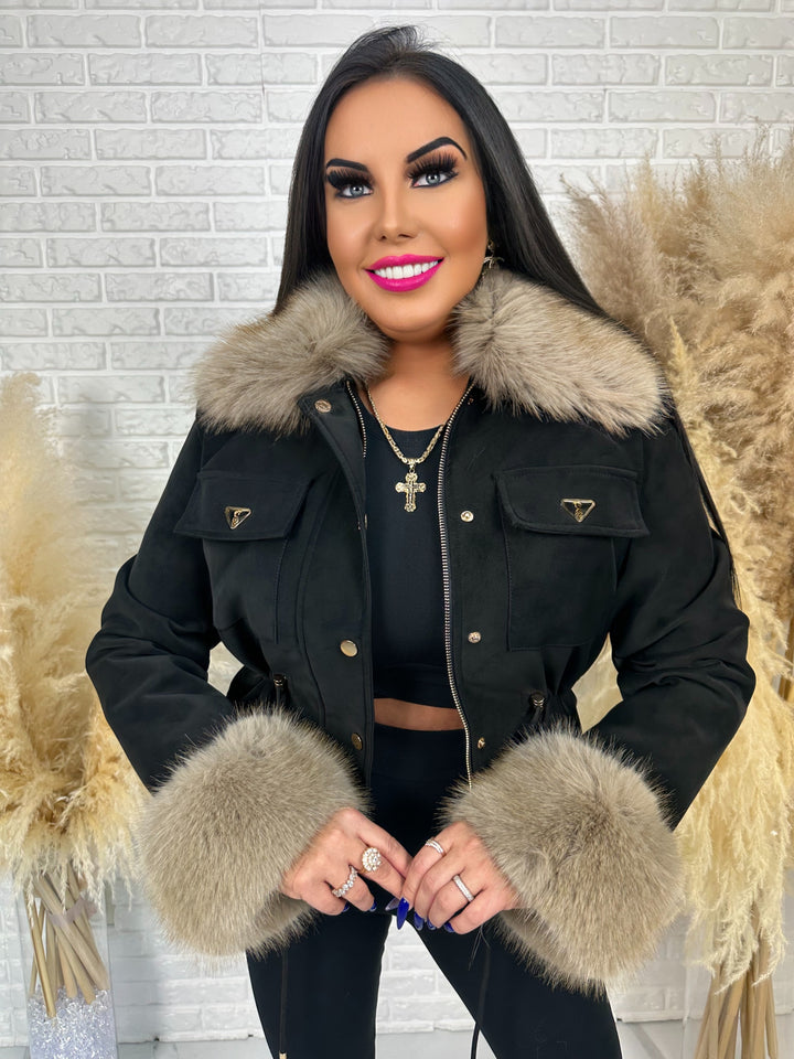 Kurtka jesienno-zimowa ROYAL - zamszowa, ocieplana z futerkiem