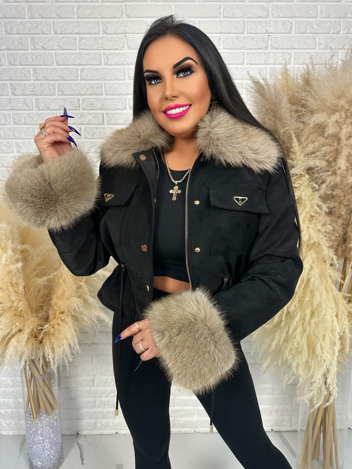 Kurtka jesienno-zimowa ROYAL - zamszowa, ocieplana z futerkiem