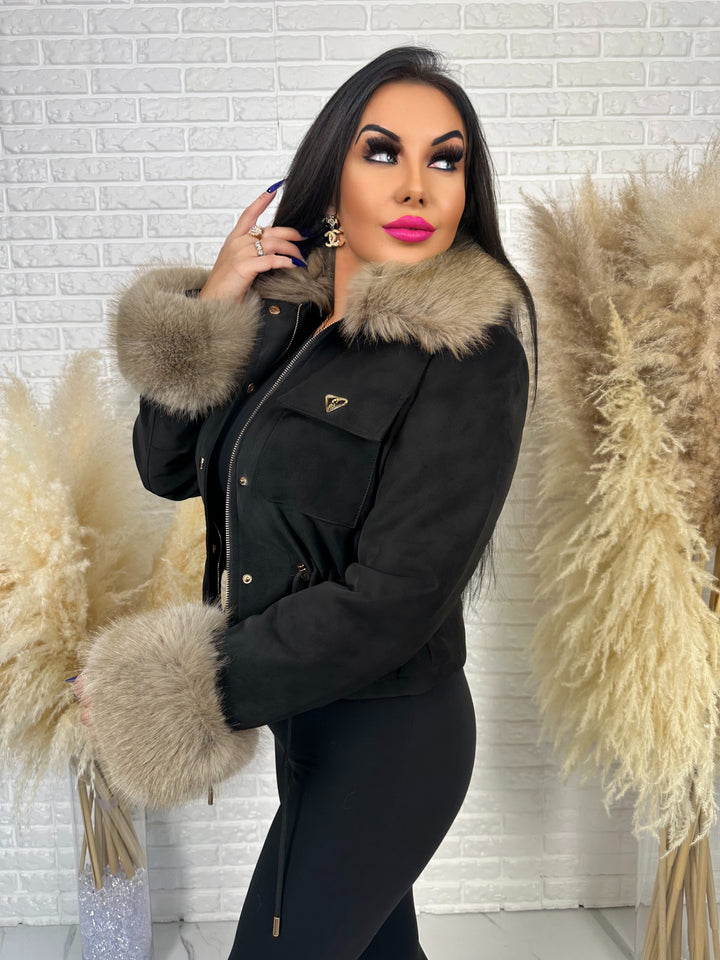 Kurtka jesienno-zimowa ROYAL - zamszowa, ocieplana z futerkiem