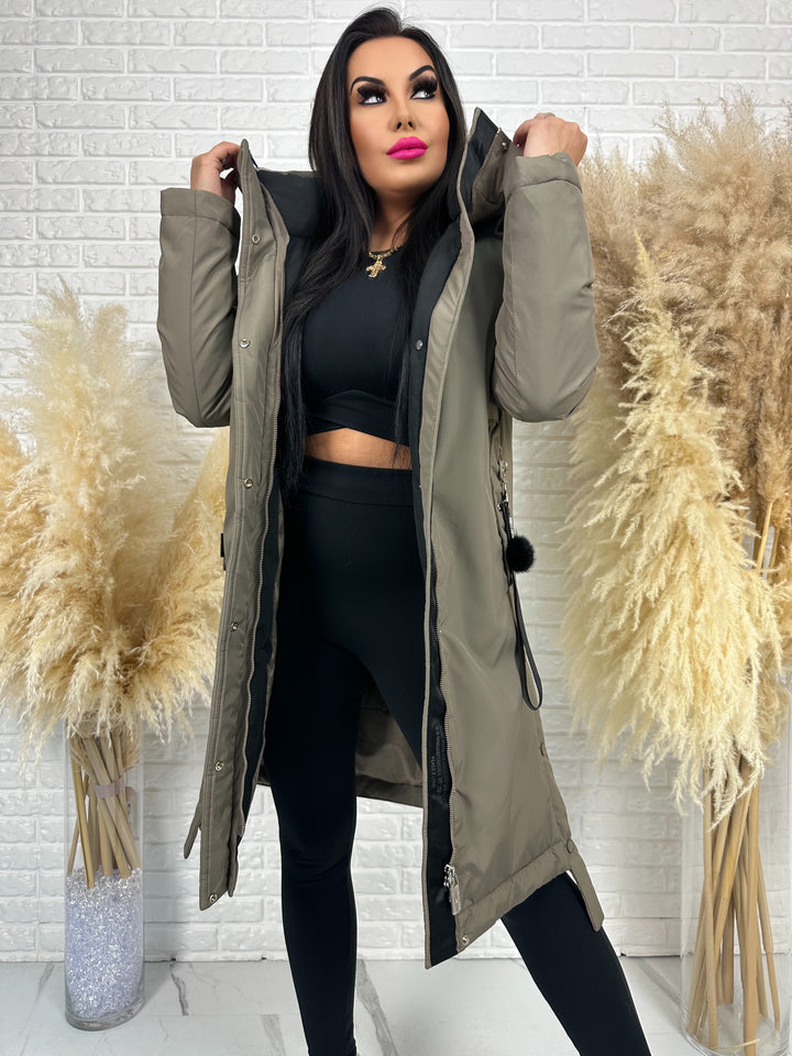 Długa kurtka MANTIA - bardzo ciepła, zimowa z kapturem