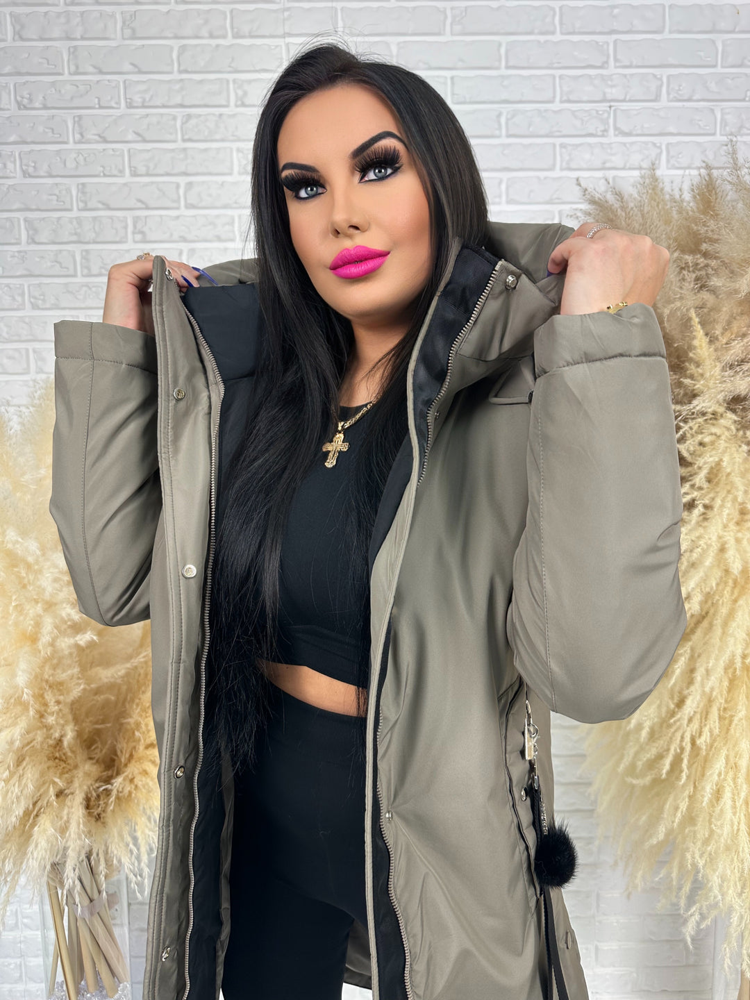 Długa kurtka MANTIA - bardzo ciepła, zimowa z kapturem