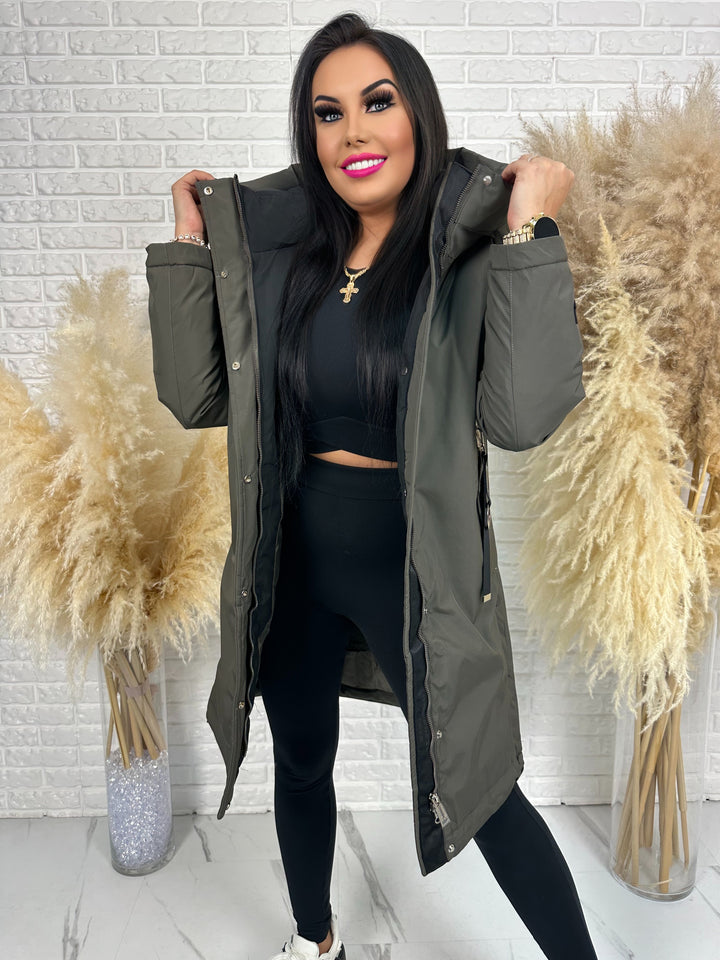 Długa kurtka MANTIA - bardzo ciepła, zimowa z kapturem