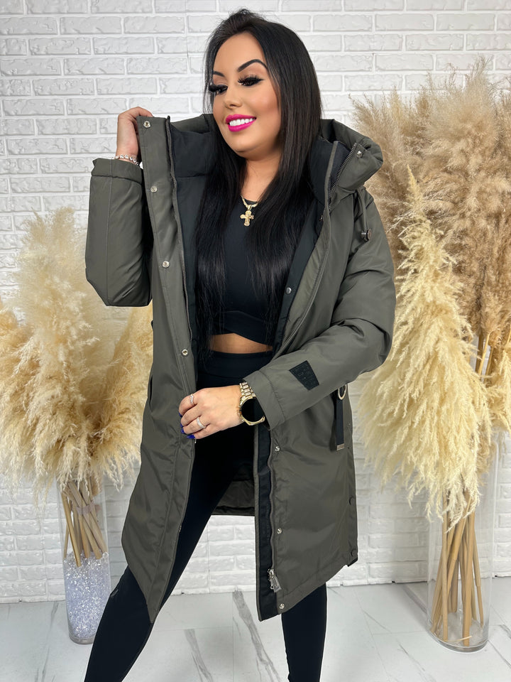 Długa kurtka MANTIA - bardzo ciepła, zimowa z kapturem