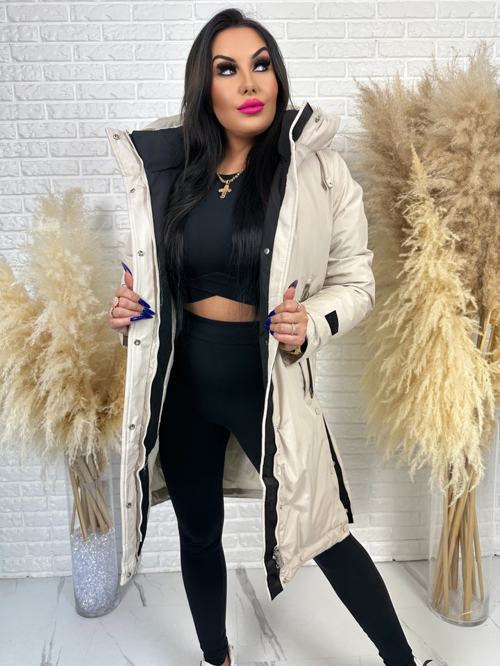 Długa kurtka MANTIA - bardzo ciepła, zimowa z kapturem